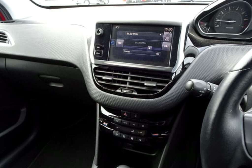 2016 Peugeot 208
