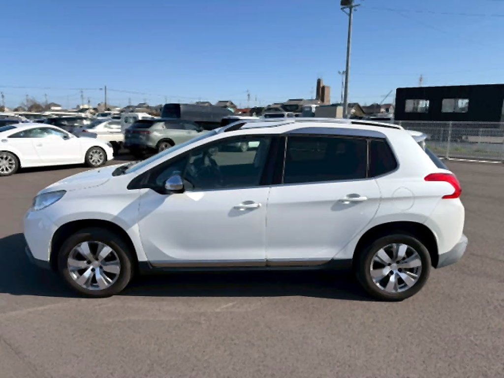 2016 Peugeot 2008 – Leather Edition