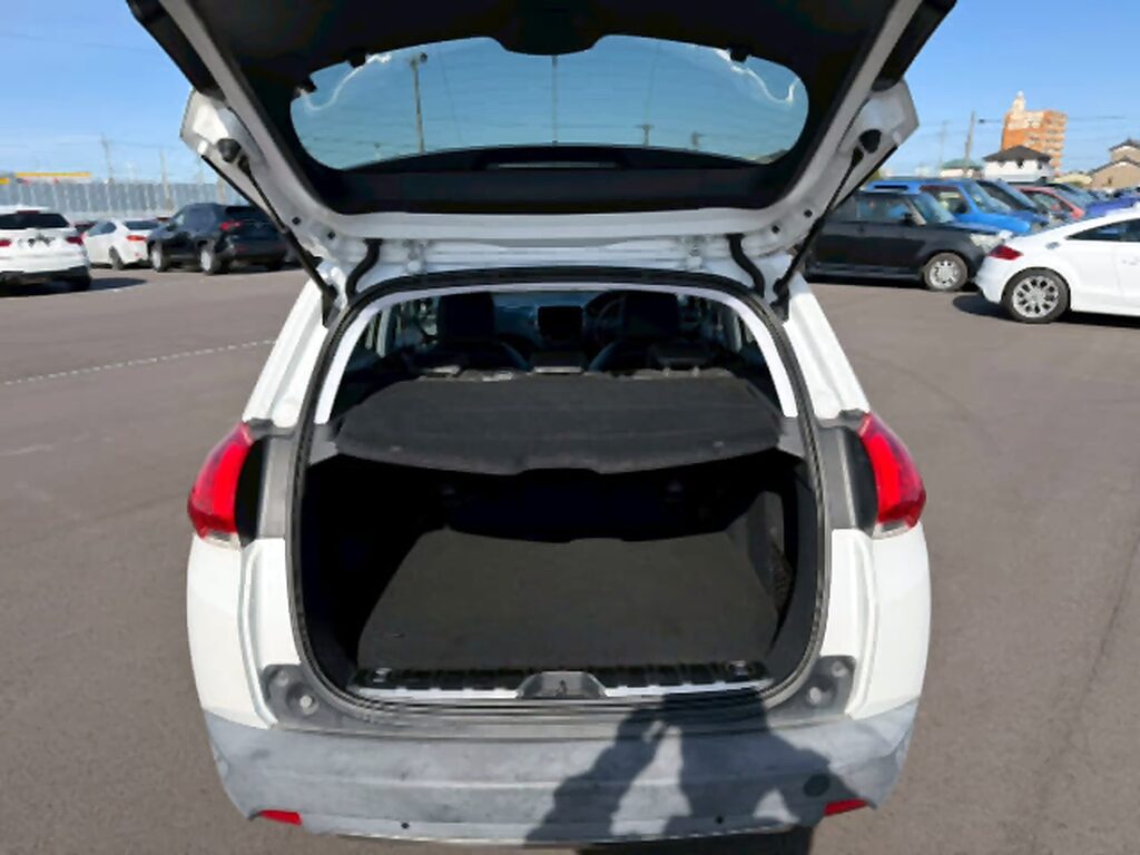 2016 Peugeot 2008 – Leather Edition