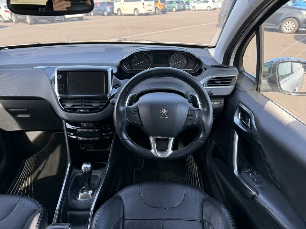 2016 Peugeot 2008 – Leather Edition