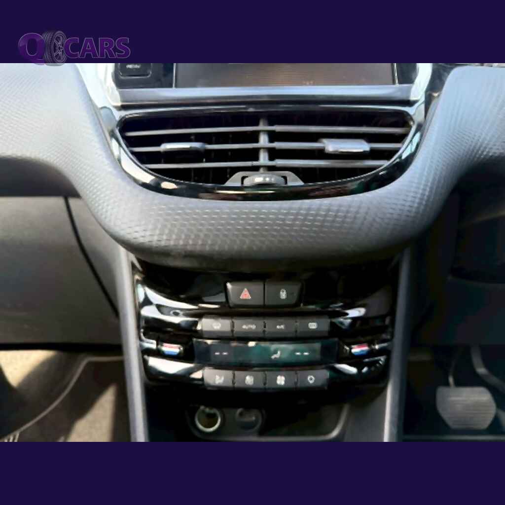 2016 Peugeot 2008 – Leather Edition