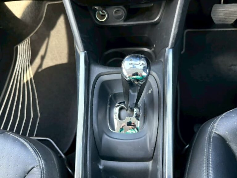 2016 Peugeot 2008 – Leather Edition