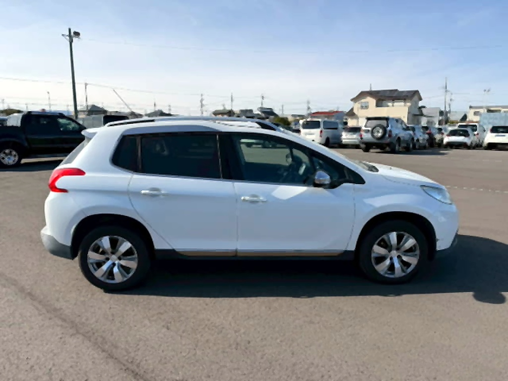 2016 Peugeot 2008 – Leather Edition