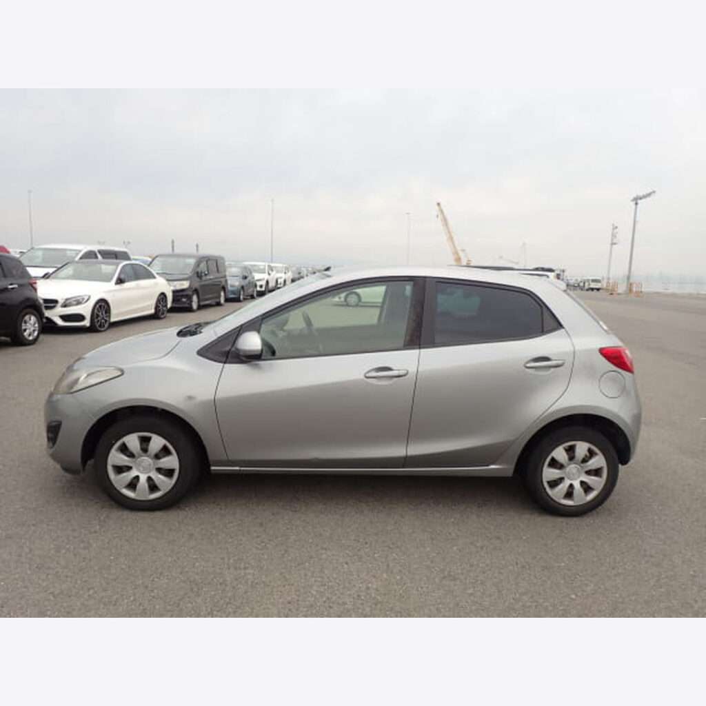 2015 Mazda Demio
