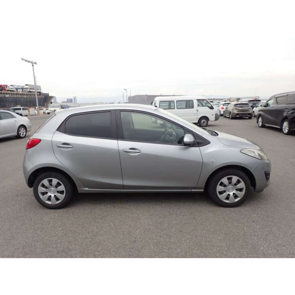 2015 Mazda Demio