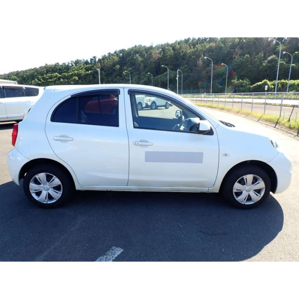 2018 Nissan March