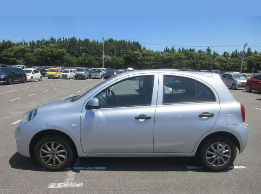 2018 Nissan March