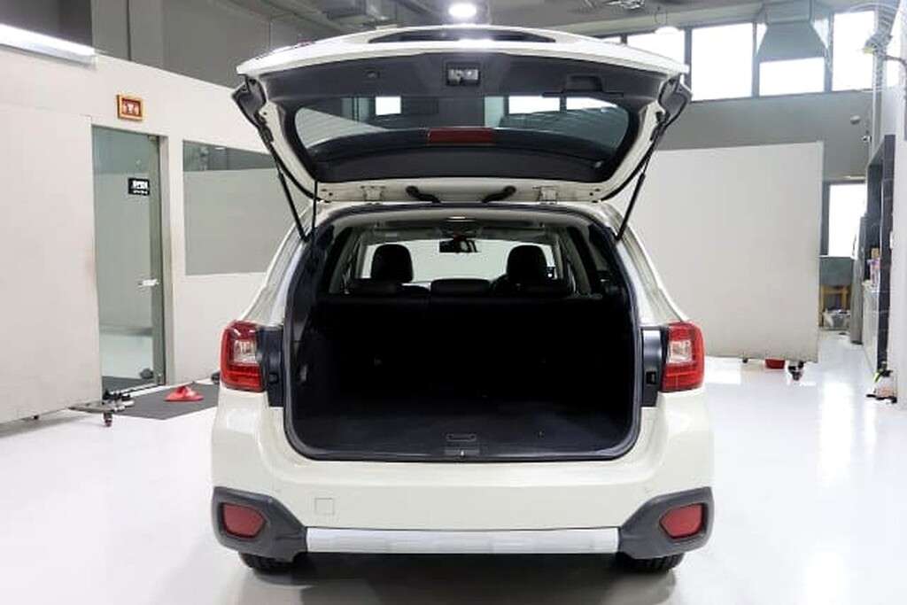 2016 SUBARU Outback 2.5i-S Sunroof AWD CVT
