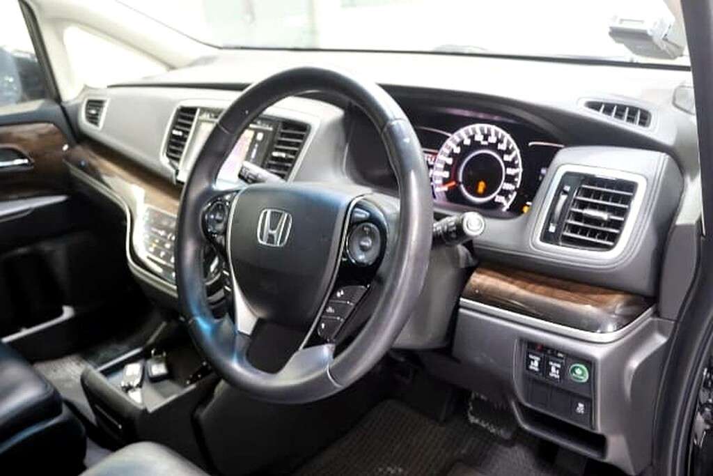 2016 HONDA Odyssey 2.4 EXV-S Sunroof CVT Navi RES