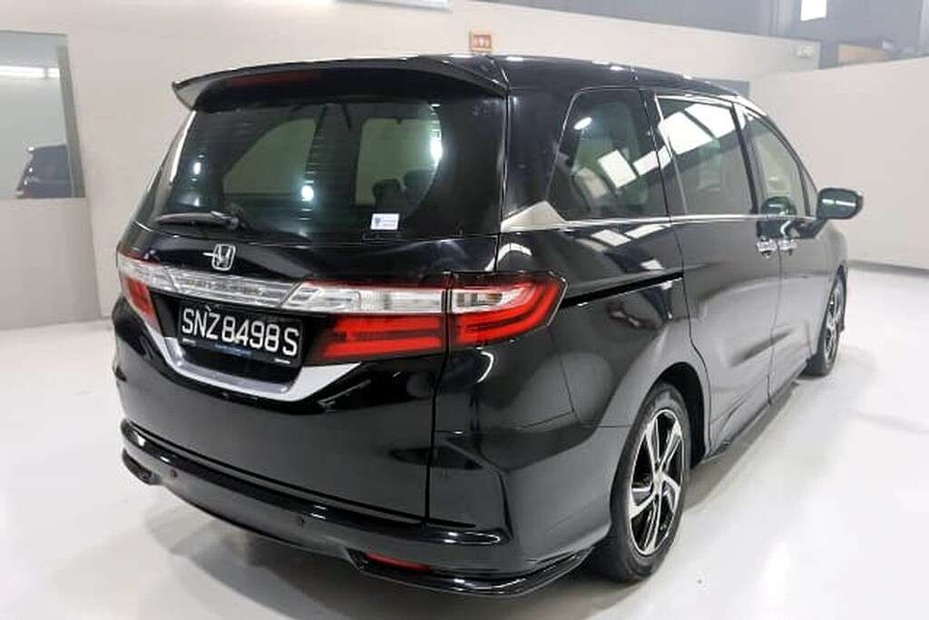 2016 HONDA Odyssey 2.4 EXV-S Sunroof CVT Navi RES